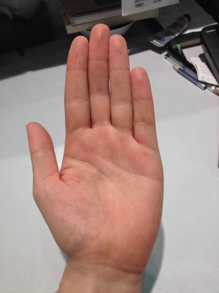 Hand1.jpg